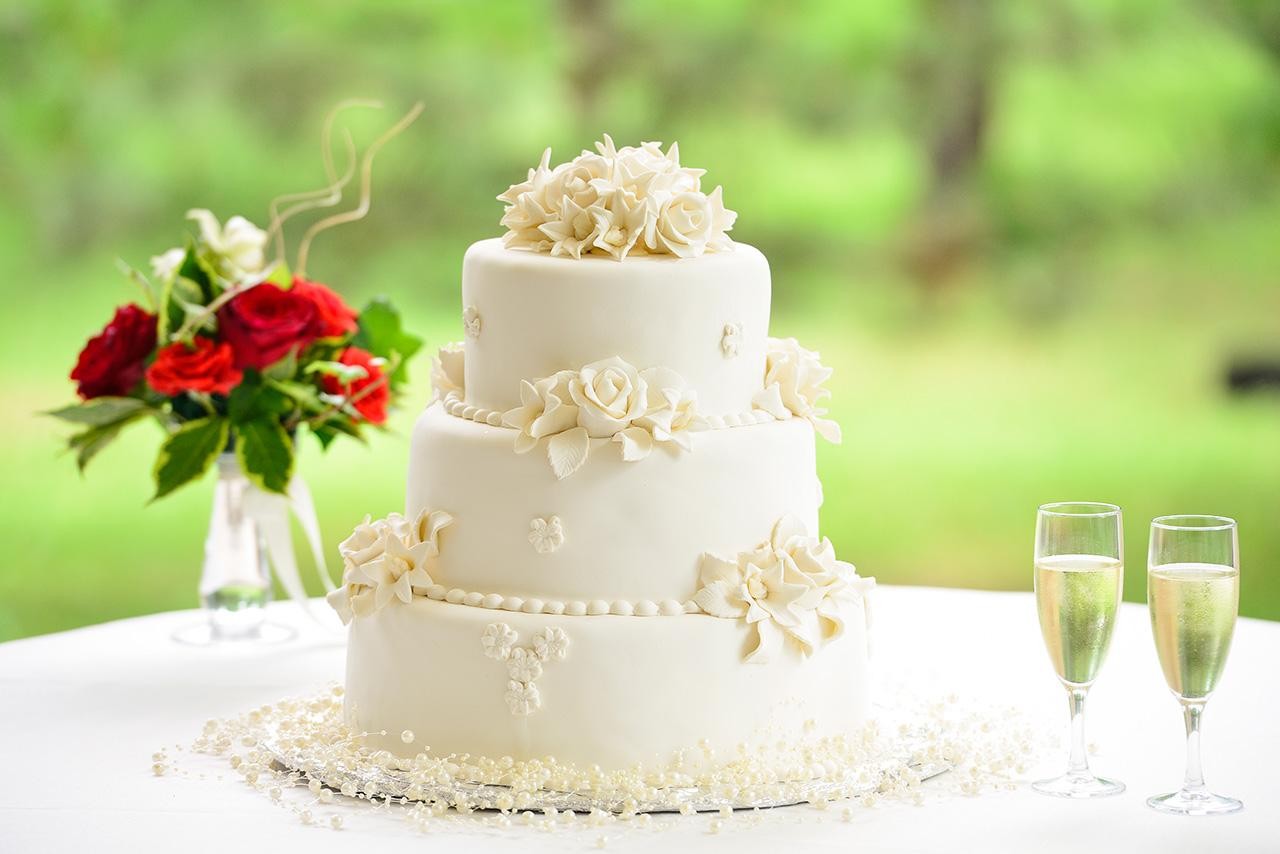 7 Greșeli Pe Care Le Fac Miresele Atunci Cand Aleg Tortul De Nuntă