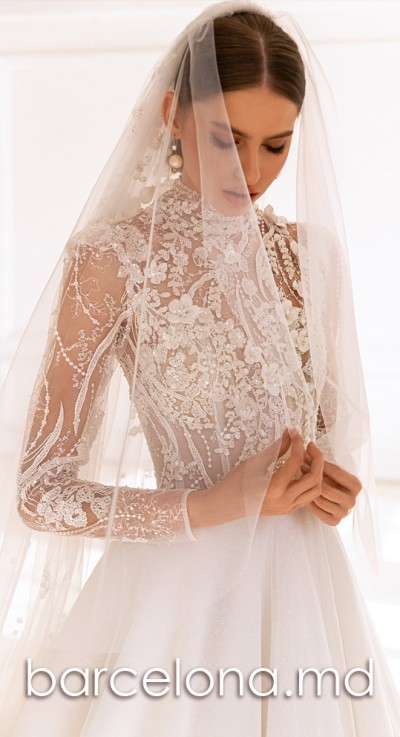 Rochia de mireasă YUVELA din colecția 2022 exclusiv în salonul 