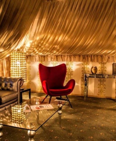 Noapte pentru cuplu + ședință foto in hotelul Boutique Hotel, - card CADOU de nuntă pe Giftcard.md