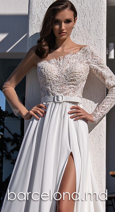 Rochia de mireasă ZALDE din colecția 2022 exclusiv în salonul 